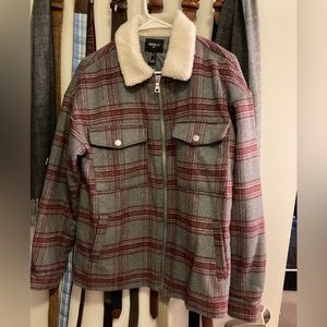 Forever 21 plaid zip up jacket with faux fur collar - Gray, Red, and White -